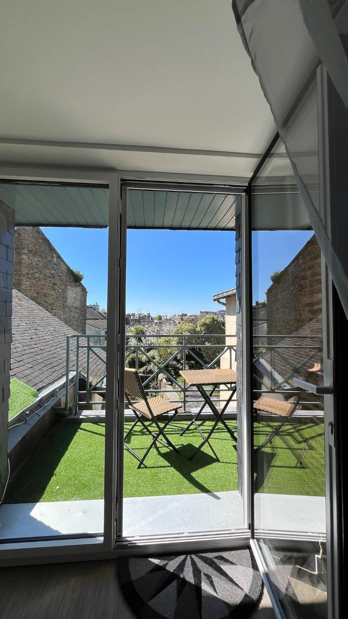 L 'escale De St Patern Apartment *